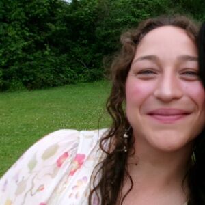 Meet your Posher, Emma